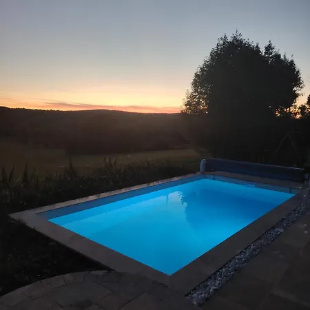 Vakantiehuis Deumeure De Charme Lotoise Avec Piscine *