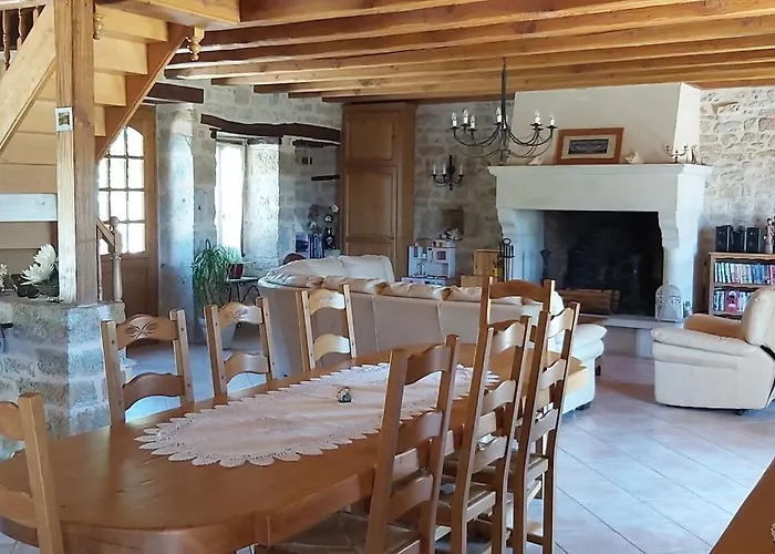 Deumeure De Charme Lotoise Avec Piscine * Strenquels